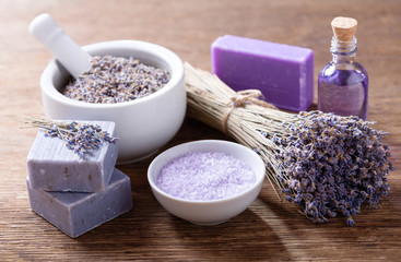 lavender's spa products with dried lavender flowers
