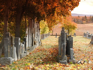 The cemetery of L'Islet in autumn