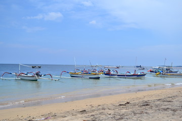 Obraz premium Bali Beach with boats and ocean