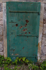Alte, grüne Türe