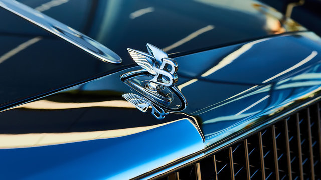 Kyiv, Ukraine - October 02, 2019: Bentley logo on the hood of Mulsanne. Mulsanne - launched in 2010 - is the only model of Bentley, carrying the Flying B distinctive hood ornament.