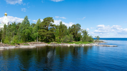 Naklejka premium Dome of St. Nicholas Church on the shore of the island of Valaam on lake Ladoga