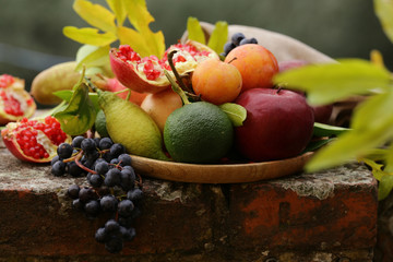 Fototapeta na wymiar organic natural fruits for a healthy diet