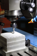 milling process on CNC milling drilling machine