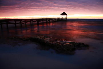 Fototapeta premium Sunrise on the Beach in the Caribbean