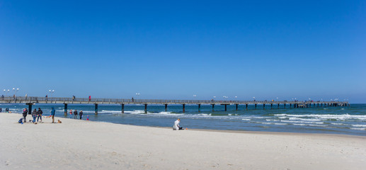 Obraz premium Panorama of the sea bridge in Binz on Rugen island, Germany