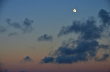 Nubes en la mañana