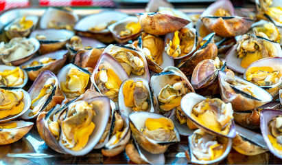 Mussel boiled and grilled onions, Vietnamese street food
