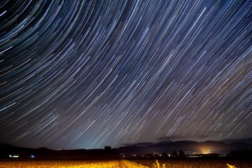 星の軌跡　東の空