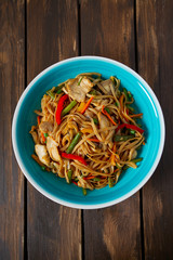 asian noodles with vegetables and mushrooms