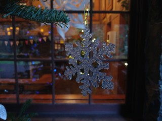 Fototapeta na wymiar snowflake ornament