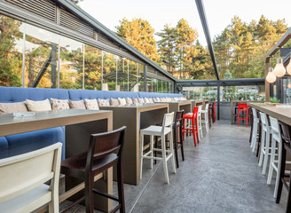 Restaurant with large open garden interior