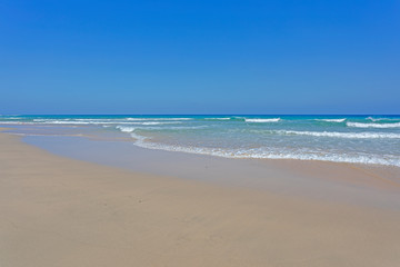 Fototapeta na wymiar Very beautiful panorama of a tropical beach.