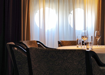 Elegantes Restaurant auf Luxus Kreuzfahrtschiff Yacht Seadream 1 Seadream 2 Seadream Yacht Club mit...