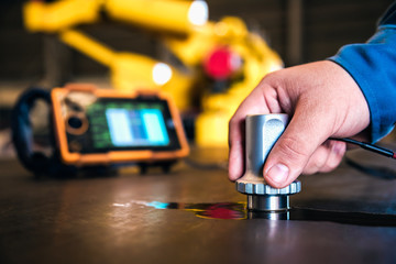 Ultrasonic test to detect imperfection or defect of steel plate in the factory, NDT Inspection.