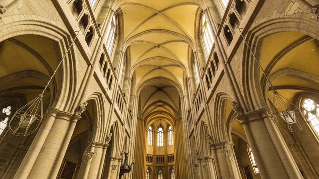 Cath&eacute;drale St B&eacute;nigne