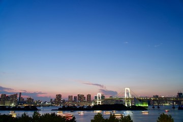 Fototapeta na wymiar お台場の夕景