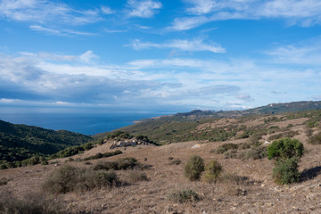 Fototapeta na wymiar Mountain view overlooking the natural park of Algeciras