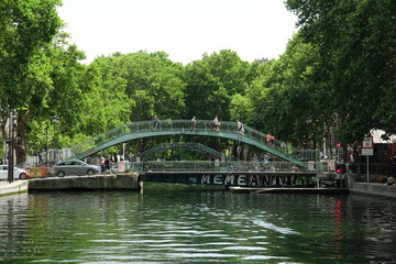 passerelle piétonne au dessus du canal saint martin