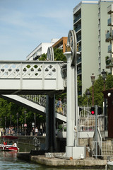 système de levée du Pont levant de la rue de Crimée