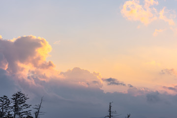 Fototapeta na wymiar Sunrise view form Clingmans dome ,Great Smoky Mountains National Park, North Carolina USA.