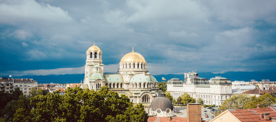 City view of Sofia, Bulgaria with Alexander Nevski Cathedral - obrazy, fototapety, plakaty