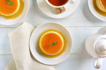 Caramel custard pudding