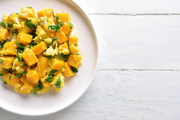 Stir-fried pumpkin with eggs