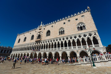 Fototapeta premium Palazzo ducale on San Marco square at sunny day, Venice