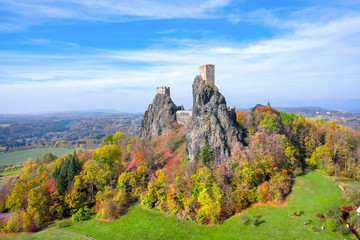 Aerial view of ruins of Trosky Castle (Hrad Trosky) in sunny autumn day, Cesky Raj, Czechia - obrazy, fototapety, plakaty