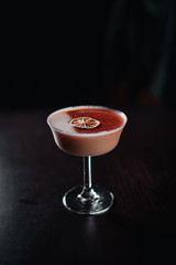 Red and white cocteil, Yin Yang