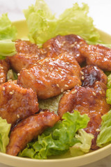 鶏肉の醤油バター炒め