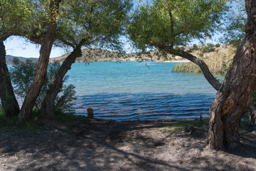 Fototapeta na wymiar Bill Evans Lake in southern New Mexico near the town of Silver City.