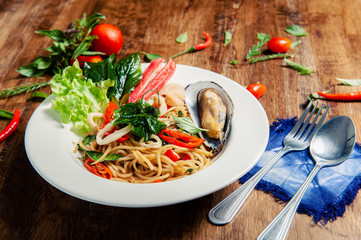 Chilli Tomato Spaghetti Seafood Drunken with Spices Decorated