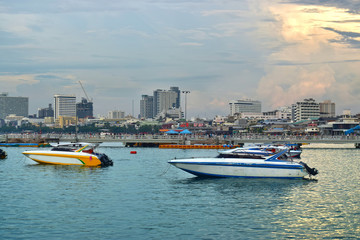Pattaya Pier in the setting sun Beautiful atmosphere There are many boats that serve tourists at the time