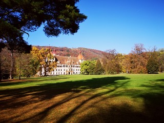 Fototapeta na wymiar Graz Schloss Eggenberg im Herbst
