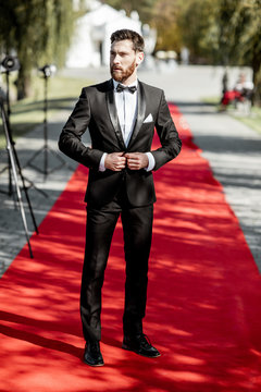 Man in tuxedo on the red carpet