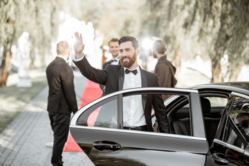 Actor arriving on the awards ceremony