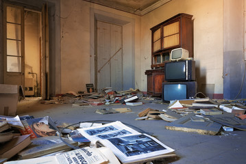 Urbex Villa Delle Ceneri con TV