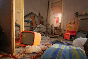 Urbex Casa del Custode del Tempo Abbandonato