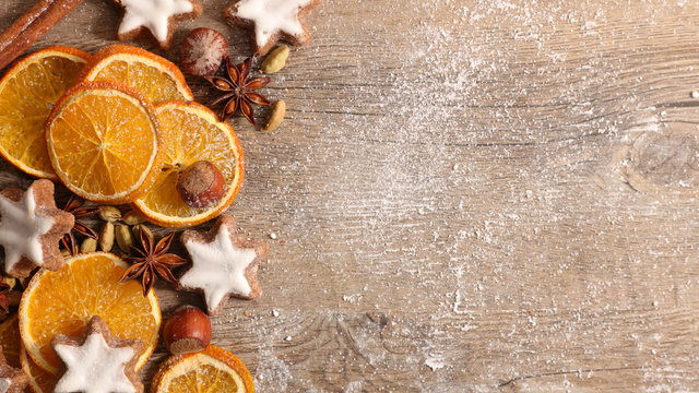 dried orange with gingerbread cookie and spices