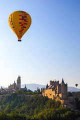 Fototapeta na wymiar Hot air balloon festival in Segovia, Spain