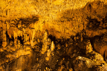 Tropfsteinhöhle in Rudine, Krk, Kroatien, Kvarner-Golf, Kroatien, Europa|Stalactite cave in Rudine, Krk, Croatia, Kvarner Gulf, Croatia, Europe