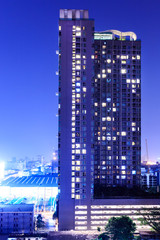 Obraz premium Street, building and city in the night view.