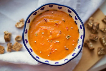 Spicy pumpkin soup with croutons