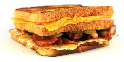 Sandwich doble huevo jamon y queso