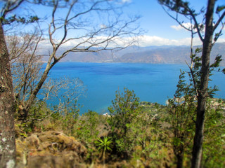 Fototapeta na wymiar Lago Atitlan 