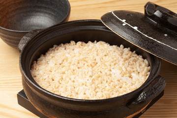 土鍋で炊いたもち麦