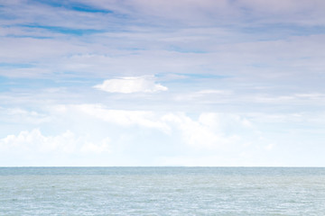 Obraz premium paradise on earth, the best place for relaxing, tropical beach, relax in the tropics on the beach near the sea. Indonesia, Bali island. Relax and vacation, travel