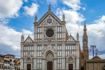 Fototapeta na wymiar FLORENCE, TUSCANY/ITALY - OCTOBER 19 : View of Santa Croce Franciscan Church in Florence on October 19, 2019. Unidentified people